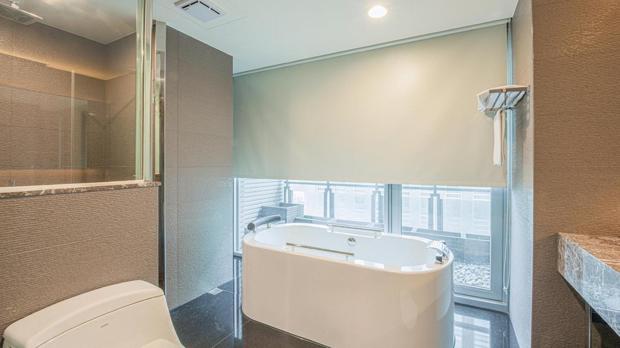 Check Inn Select Taichung Dadun Extérieur photo