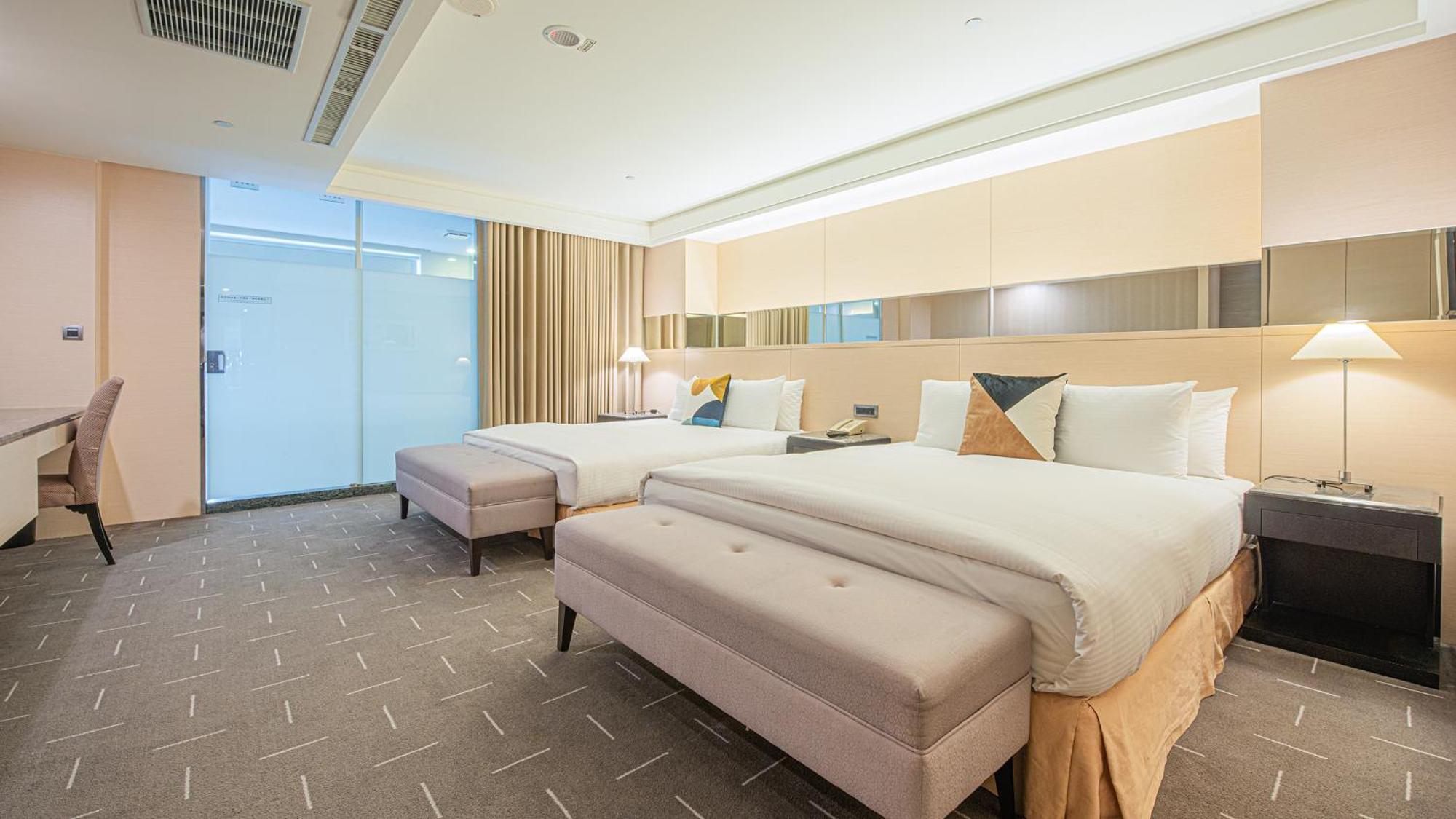 Check Inn Select Taichung Dadun Extérieur photo